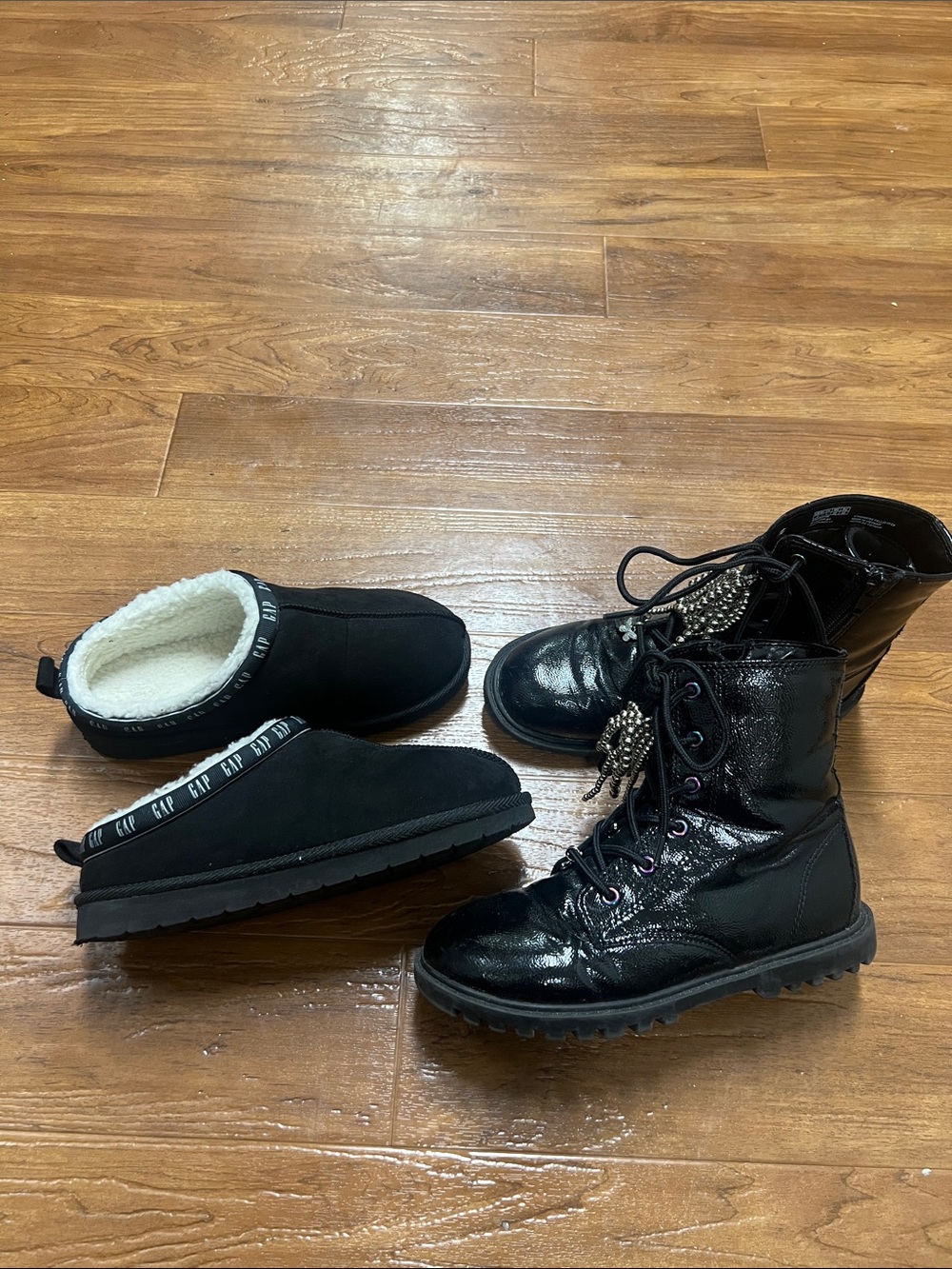 Gap shoes bundle